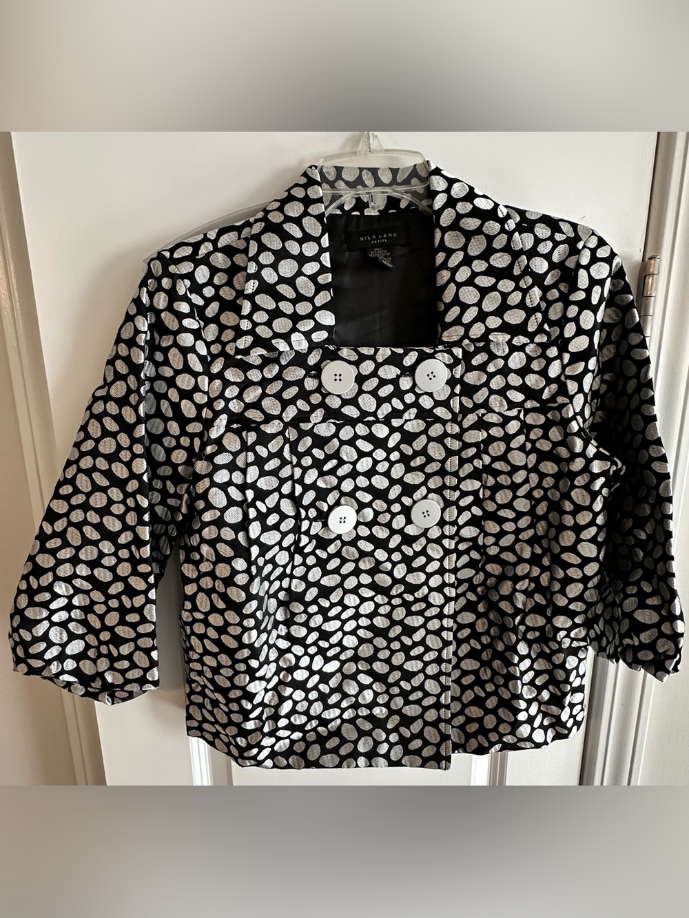 SilkLand Black Jacket with Silver Dot Pattern - Picture 2 of 5